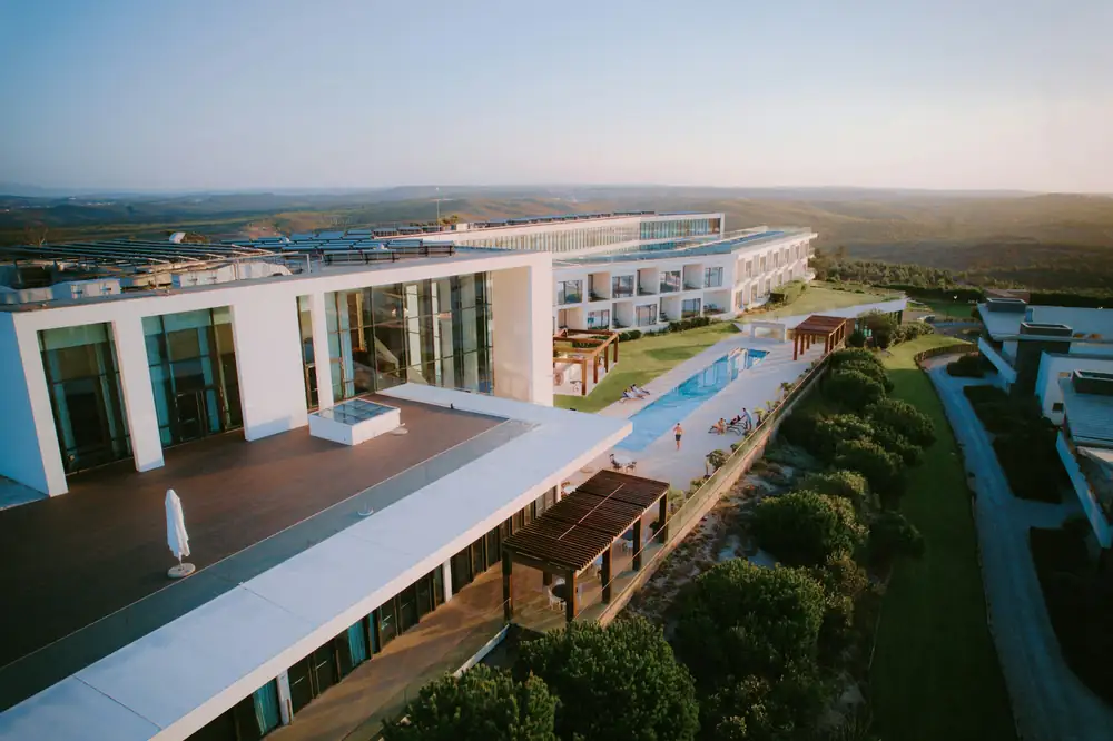 Evolutee Hotel and pool at Royal Óbidos
